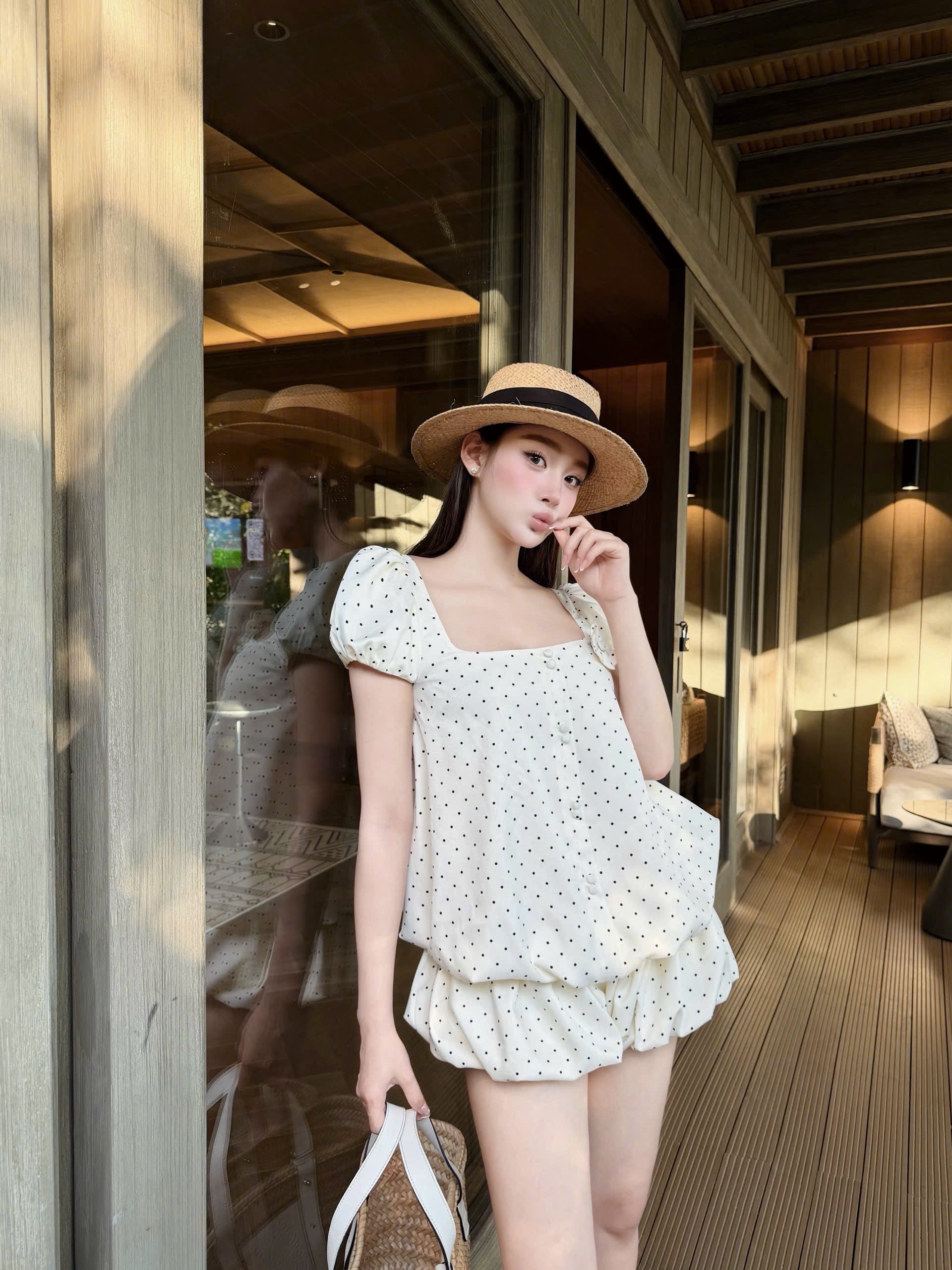 Rosalie Dot Set